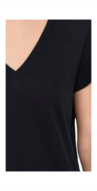 Vince - Essential Cotton V-neck T-shirt