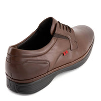 Andrea Men's Lace Closure Leather Oxford Shoes in brown - men's shoe - detail view