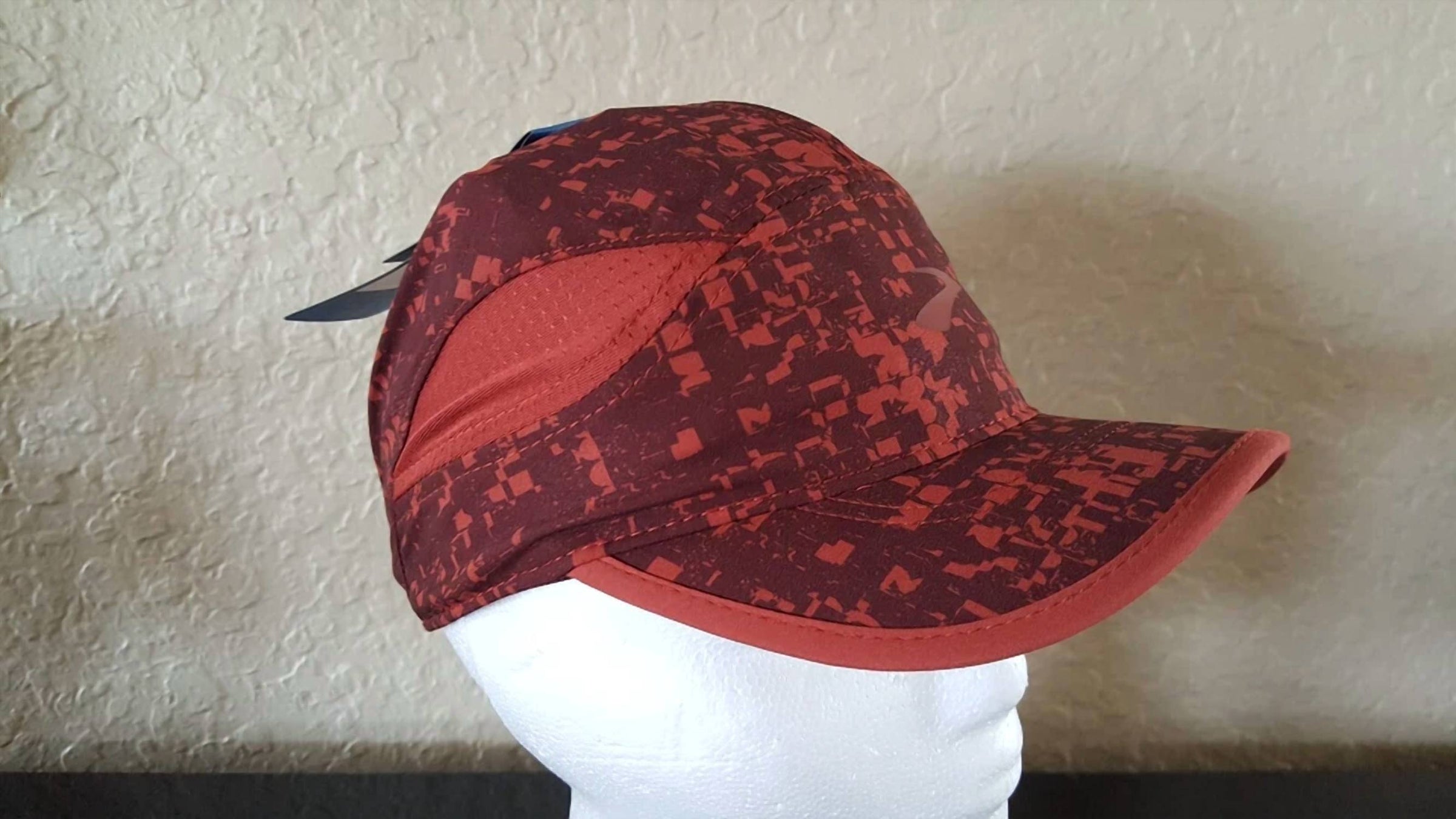Brooks - Women's Chaser Hat