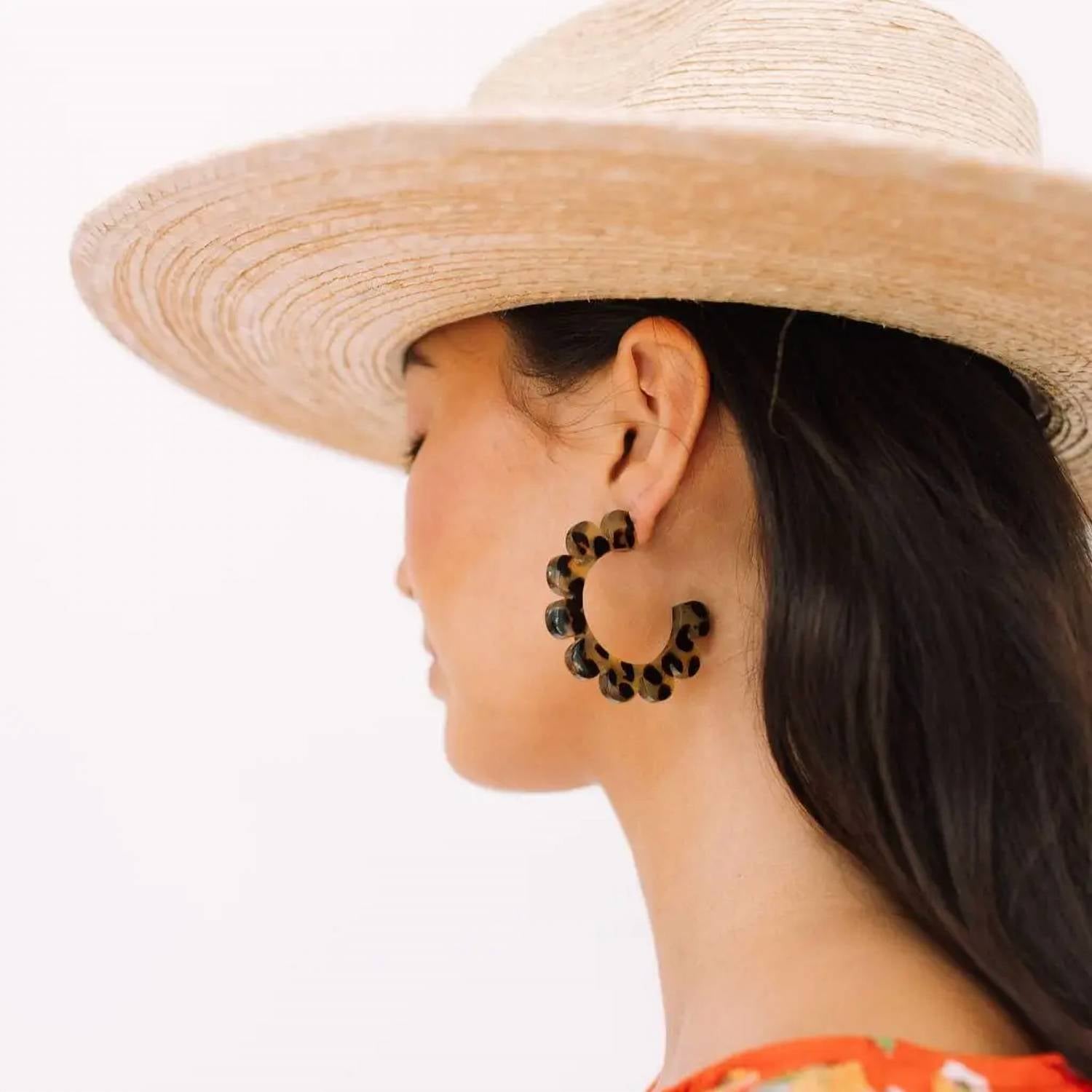 Sunshine Tienda - Women's Flower Earrings