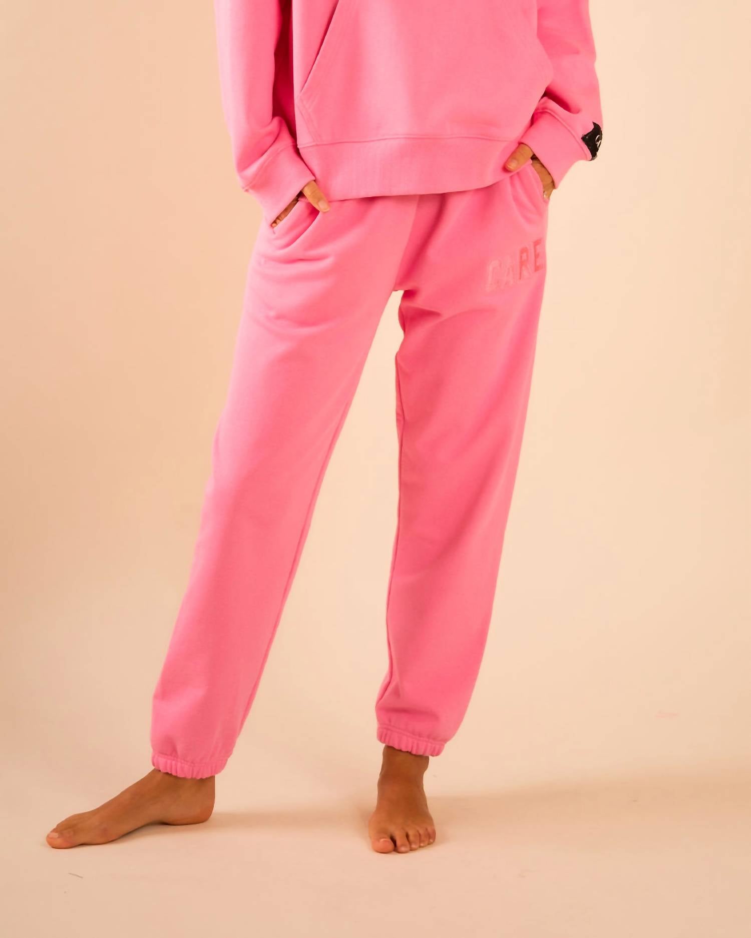 Care Tucker - Care Classic Sweatpants