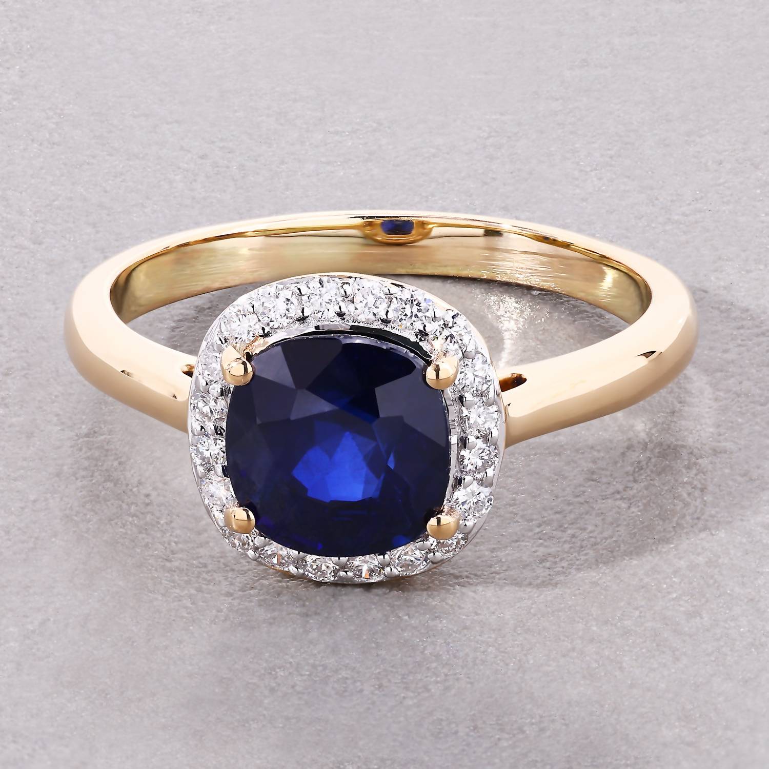 Diana M Jewels Women's Cushion Natural Sapphire Fashion Ring (2.45 Ct) - Classic Plus in 18k yellow gold - women's jewelry - detail view