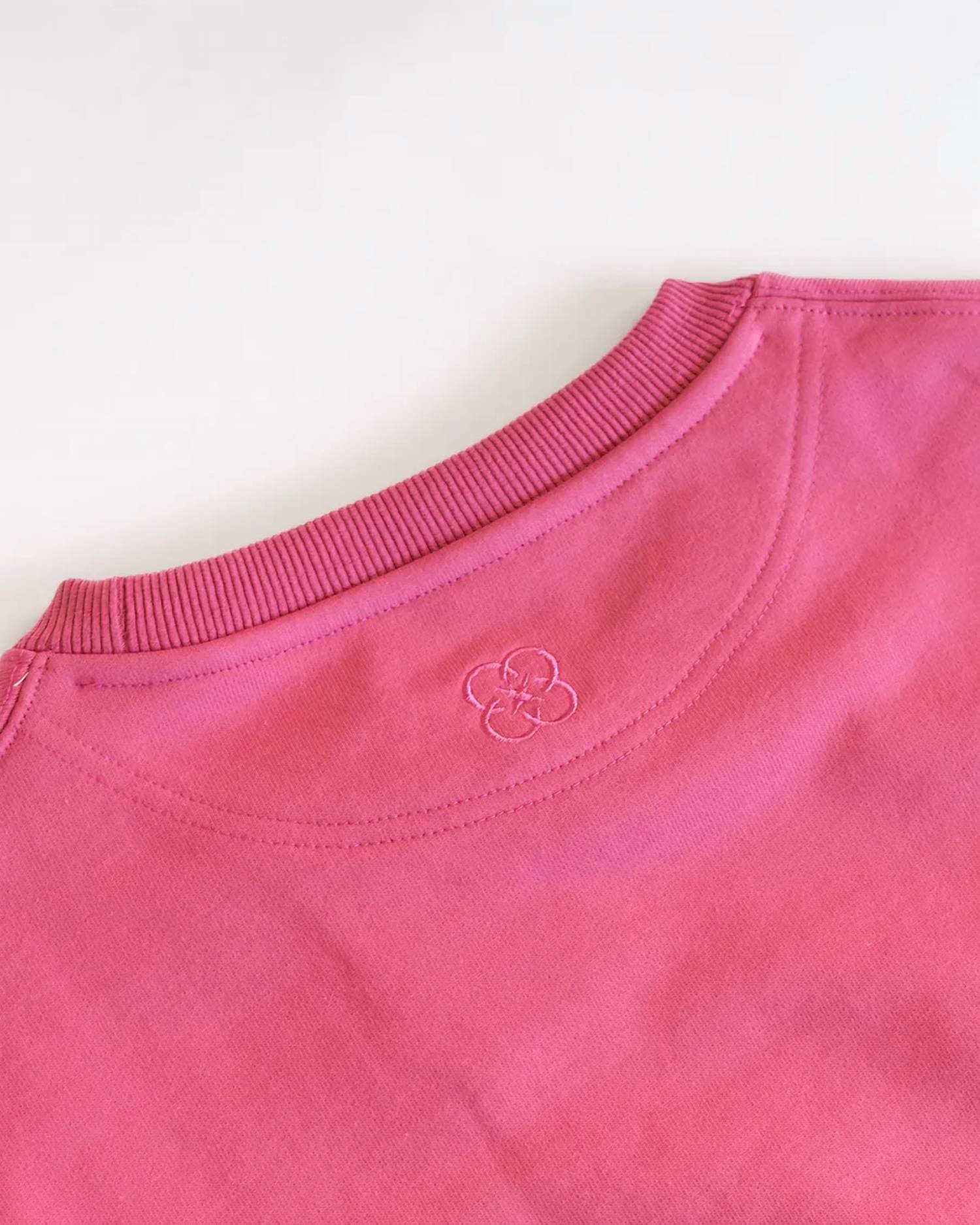 Care Tucker - 90’s Baggy Embroidered Sweatshirt