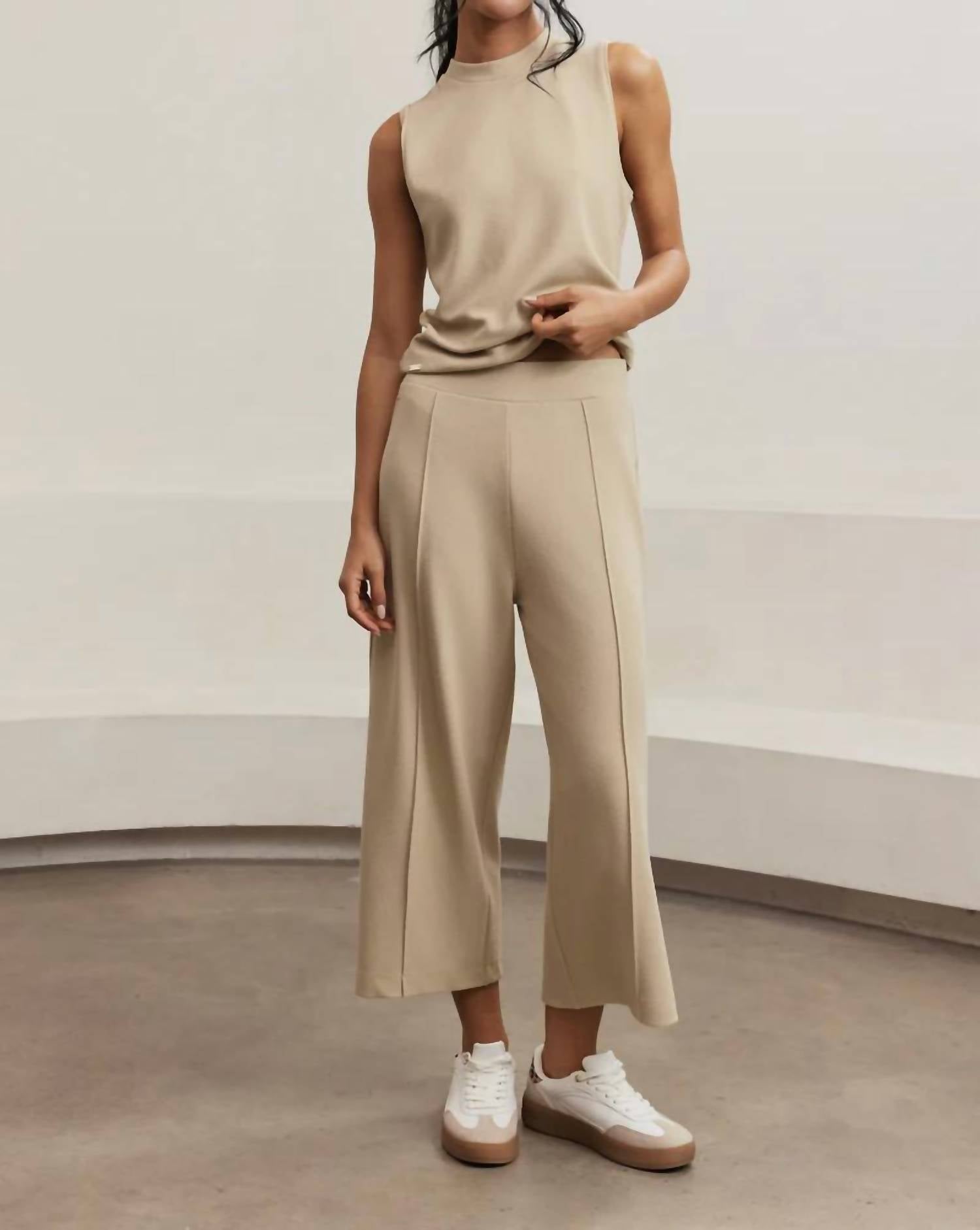Lune Active - Forest Capri Pant