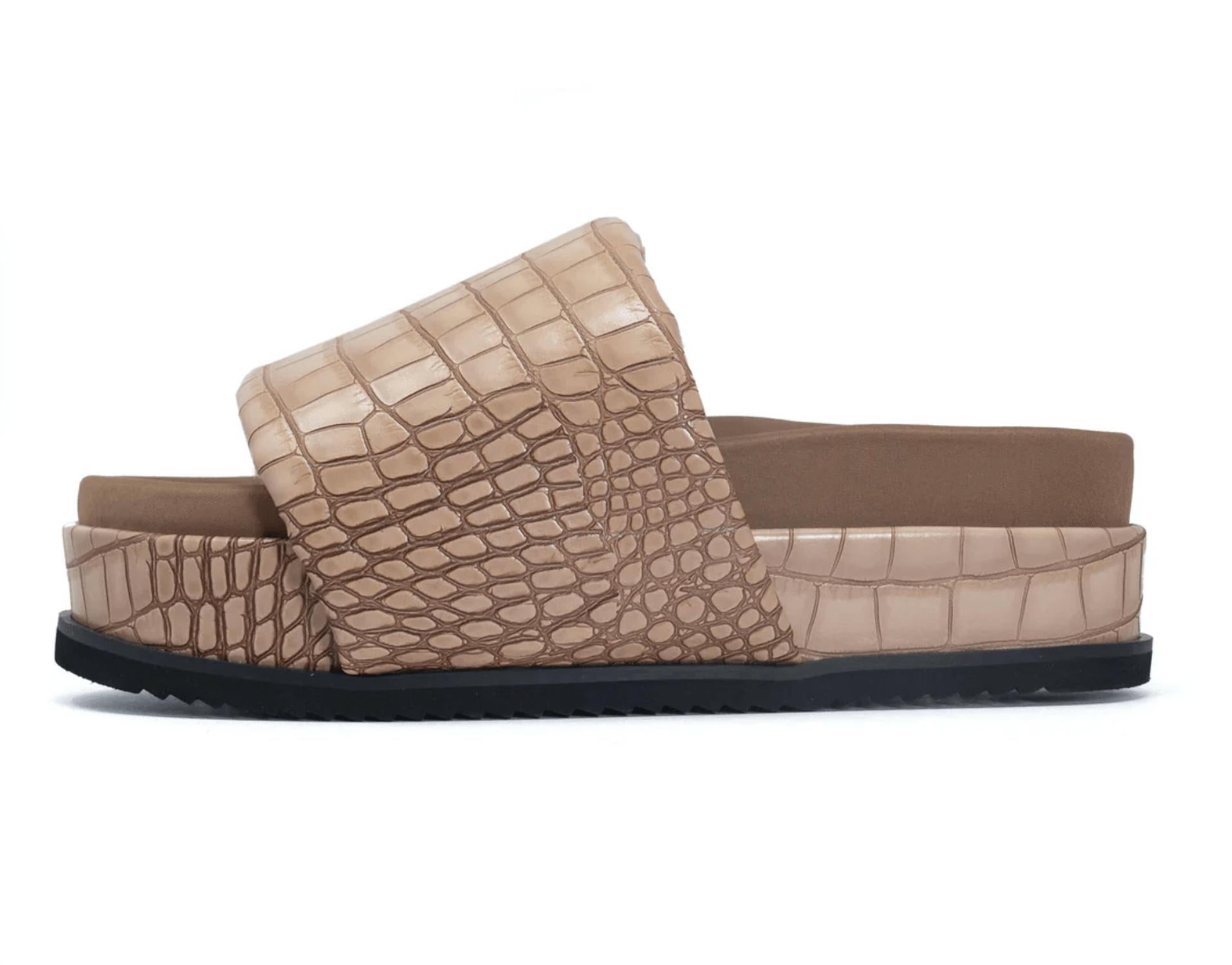 Roam - Women's Striped Crocky Stack Slip-on