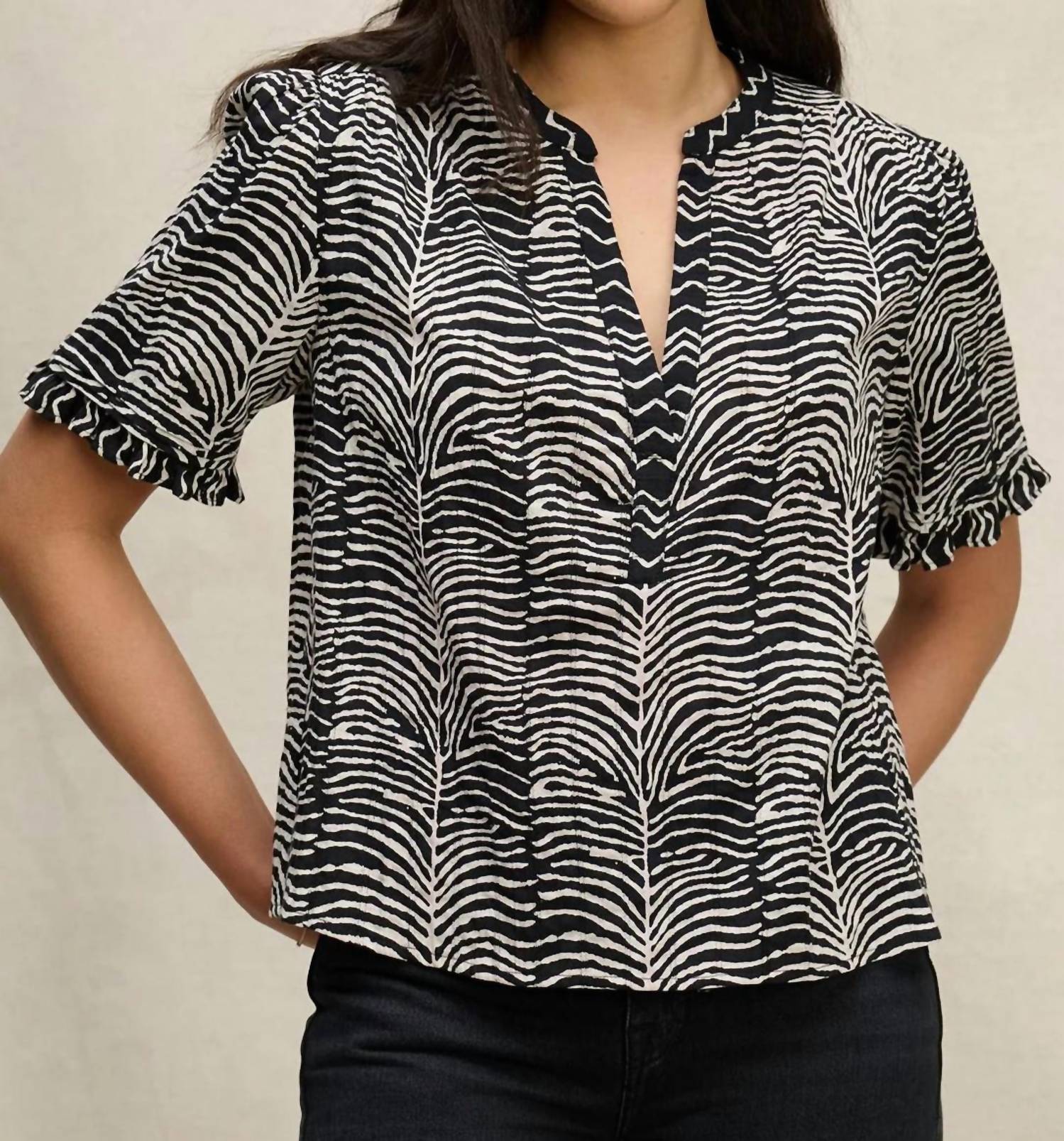 Velvet By Graham & Spencer - Autumn Fern Print Freeda Top