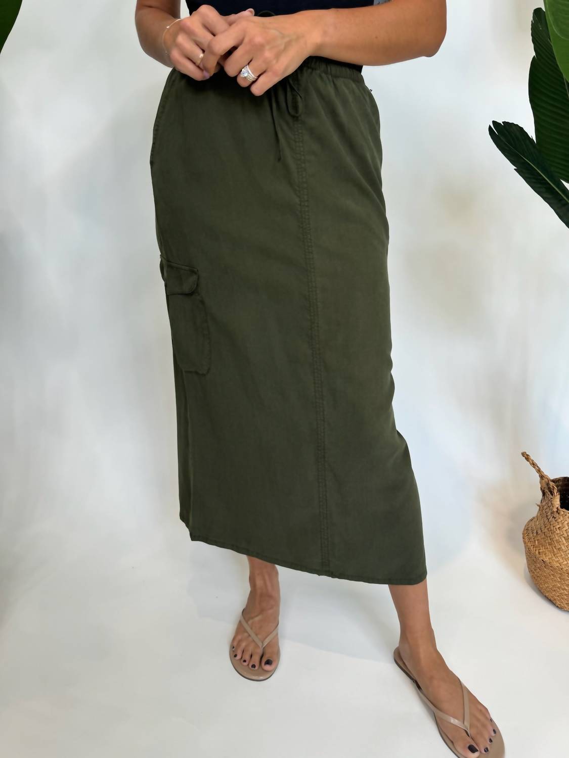 Bella Dahl - Cargo Midi Skirt