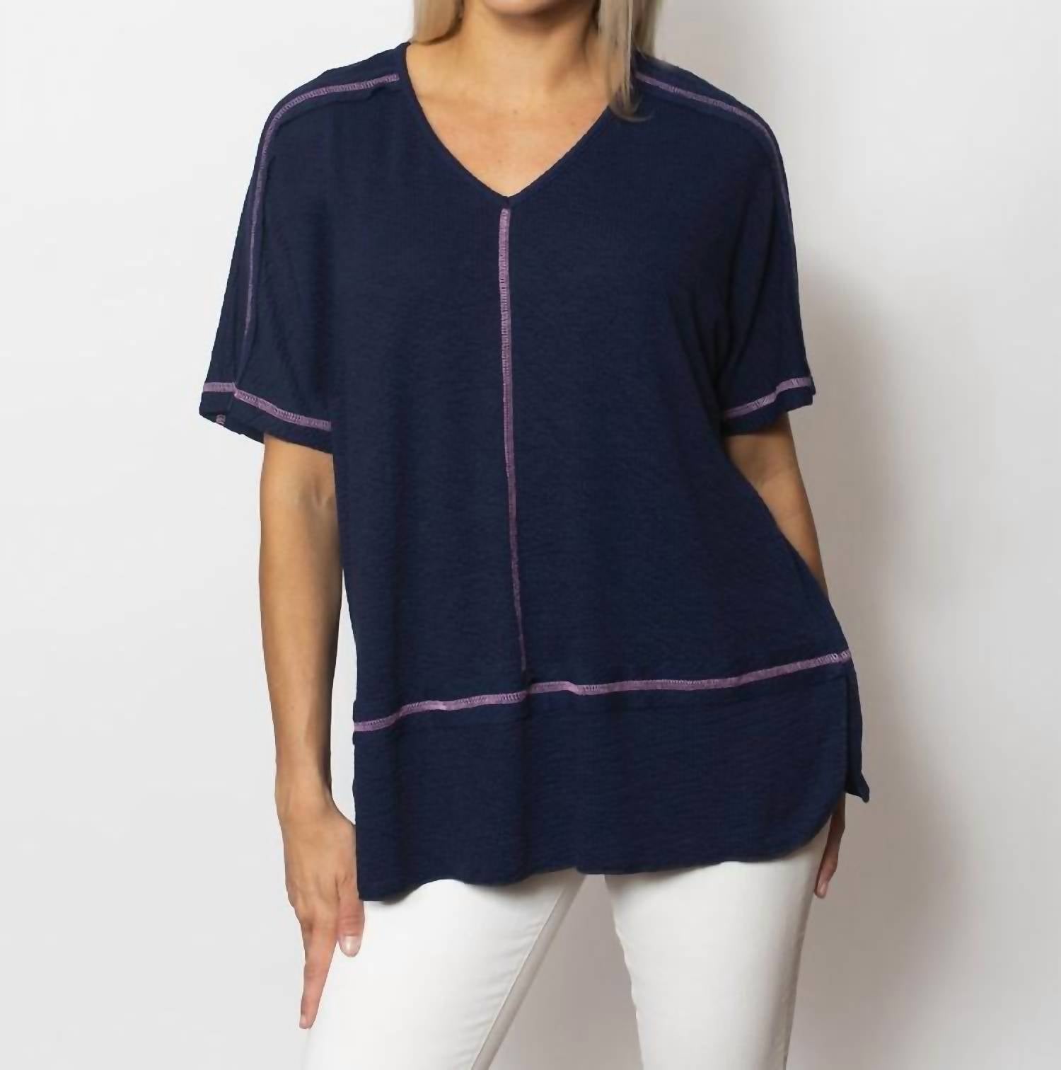 Sno Skins - Seersucker V-neck Boyfriend Top With Contrast Thread