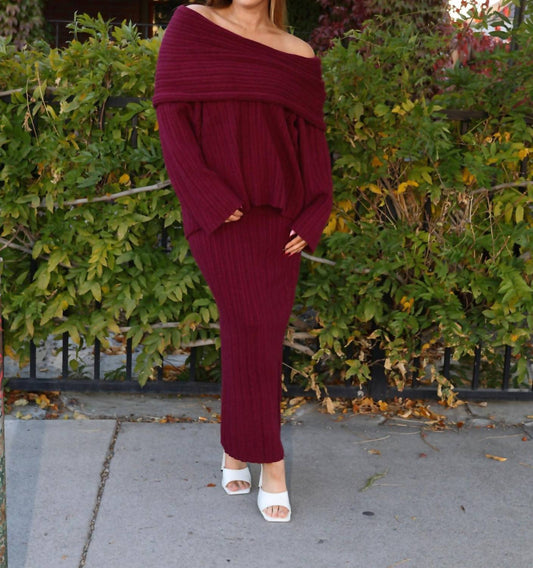 Le Lis - Rhyka Off Shoulder Sweater