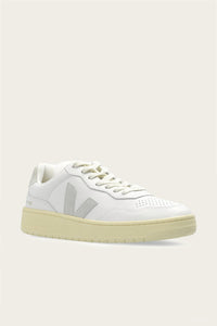 Veja - Unisex V-90 OT Leather Sneaker