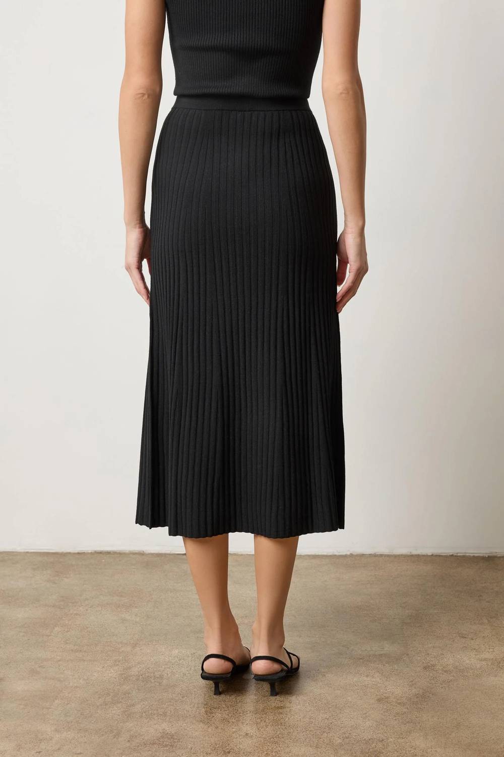 Lilla P - Straight Rib Skirt