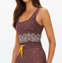 The Upside - Mikkola Lou Scoop Crop