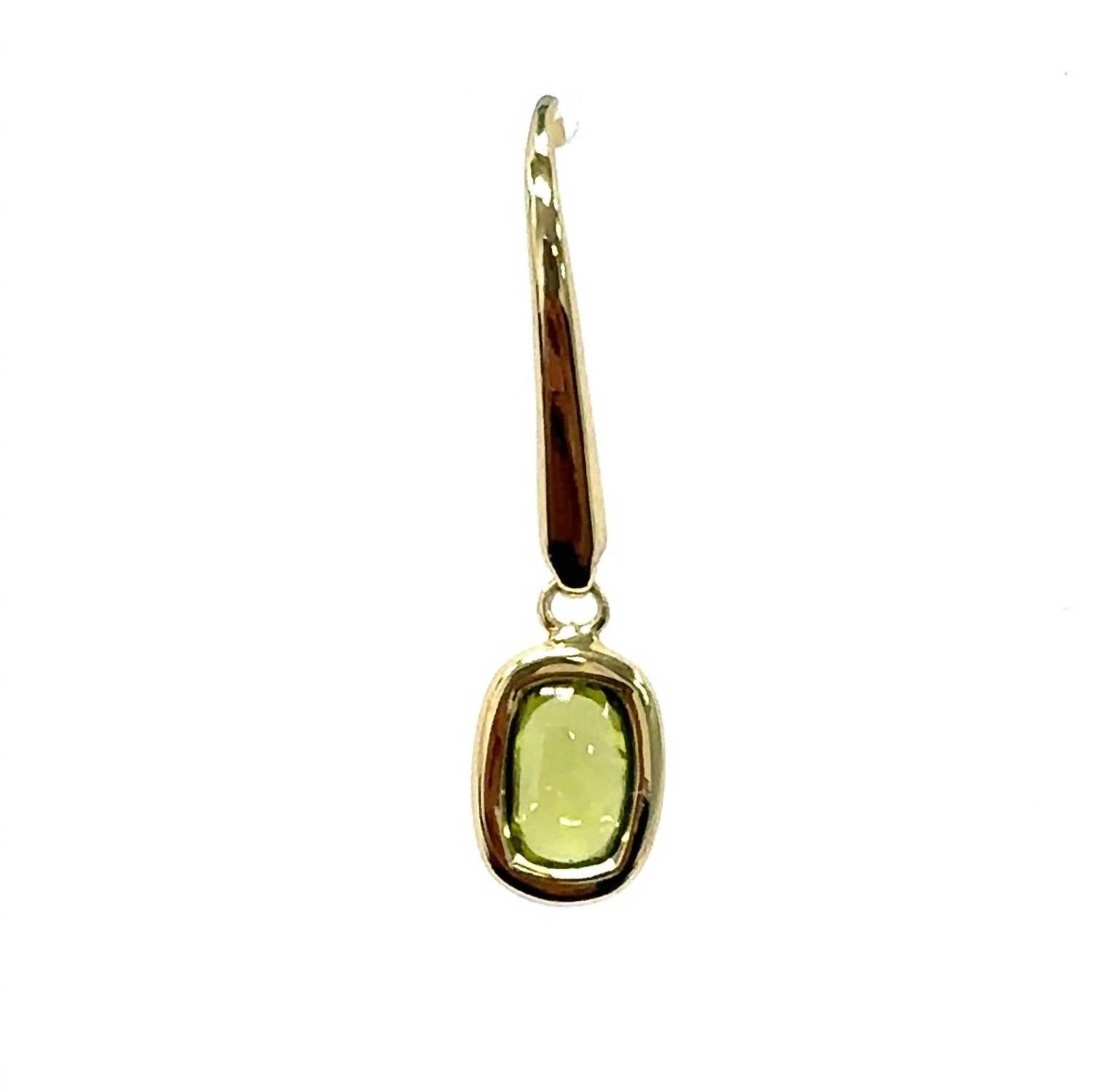 Aamiaa - Color Candy Collection Earrings With 6x4 Cushion-cut Peridot