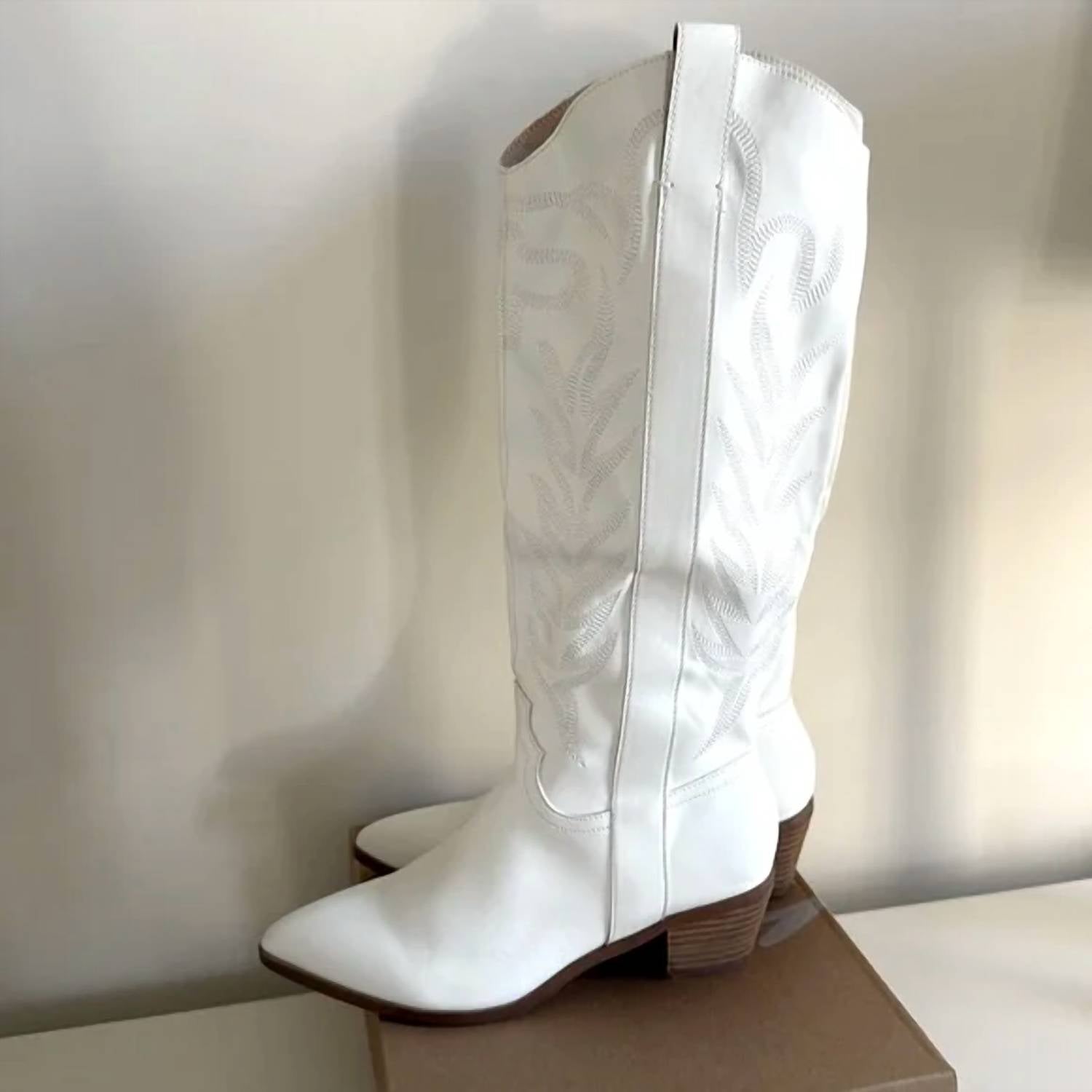Miracle Miles - Women's High Western Embroidery Block Heel Boot