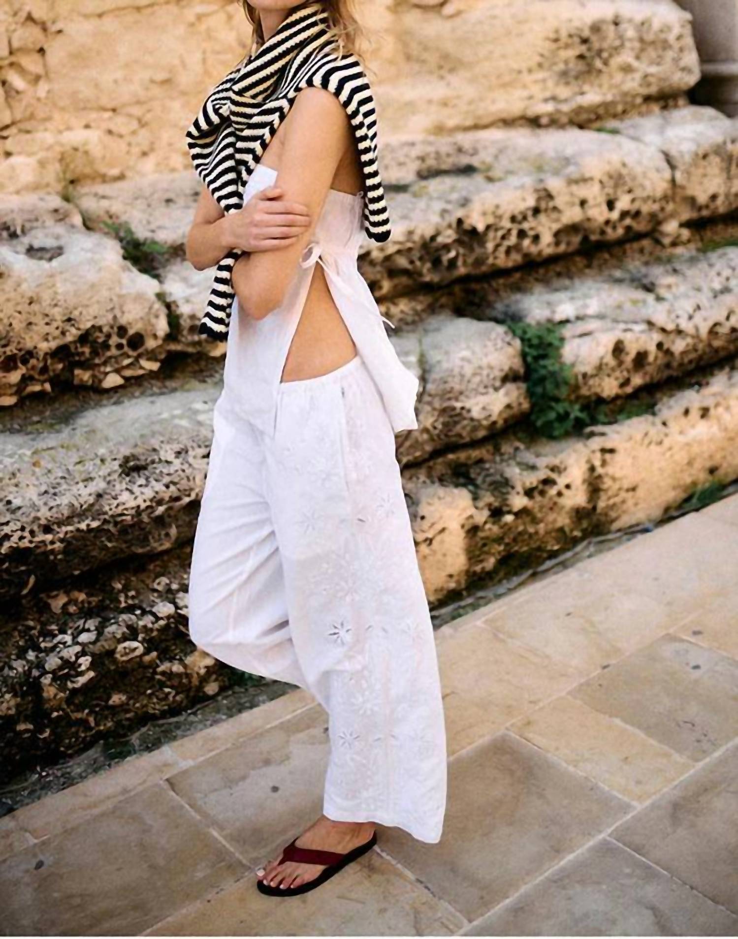 Ciao Lucia - Ermmano Embroidered Flower Pants