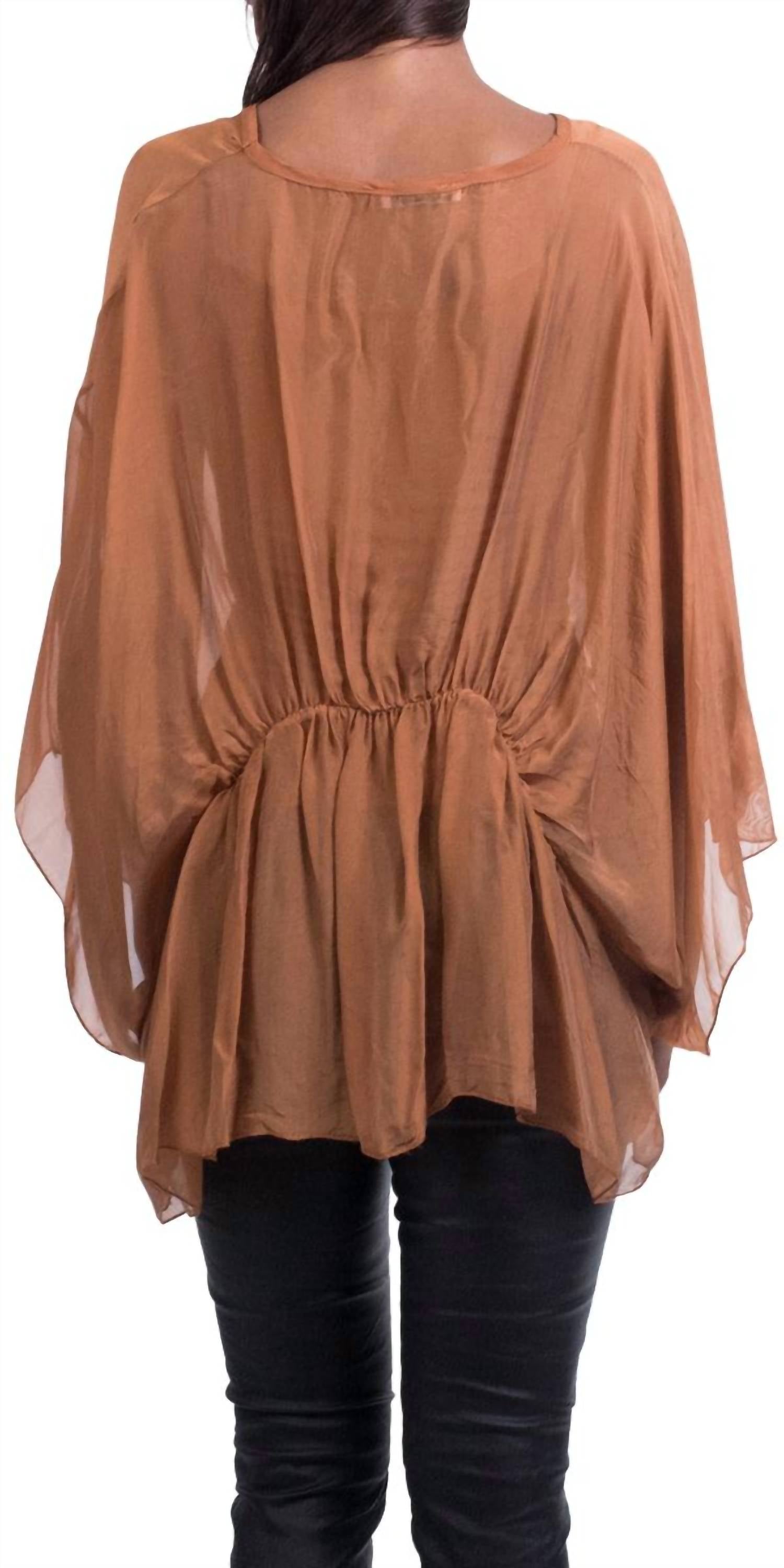 Gigi Moda - Paolita Batwing Scoop Neck Blouse