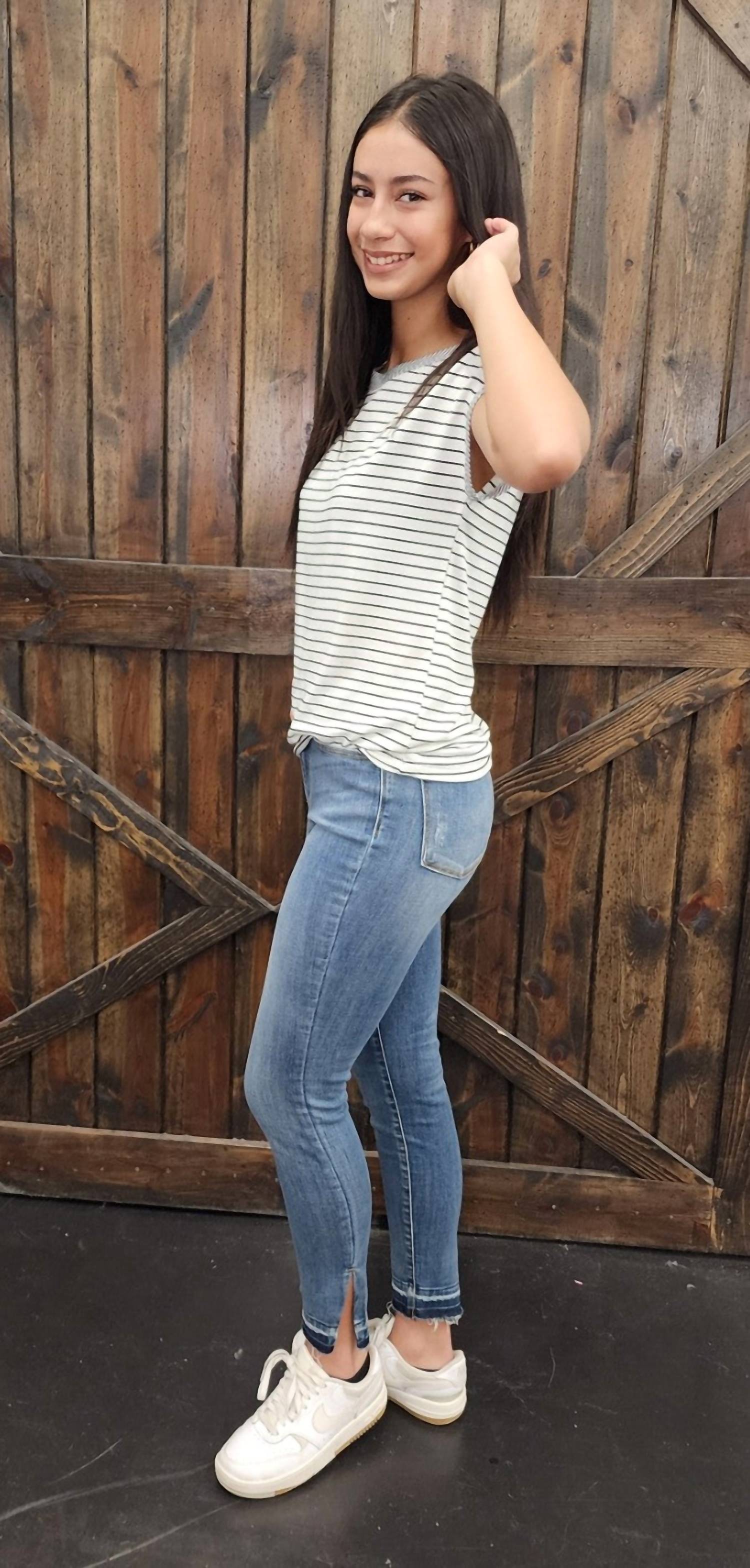 Judy Blue - High Waist Skinny Side Slit Jeans
