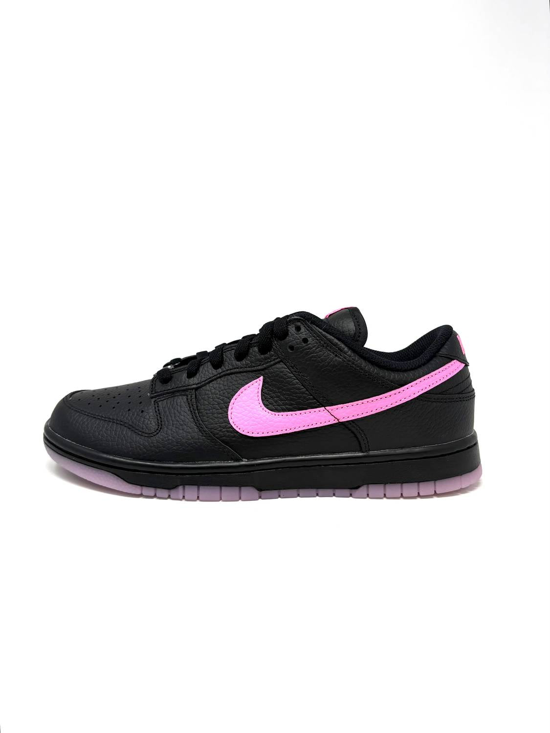 Nike - Women's Dunk Low Sneakers