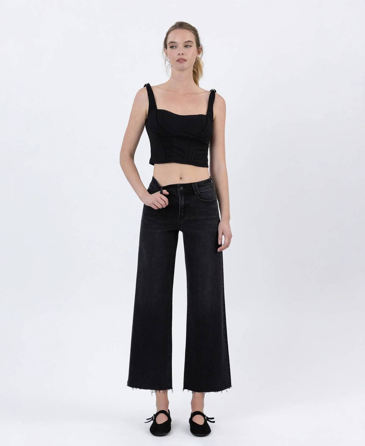 Flying Monkey - Raw Hem Ankle Jeans
