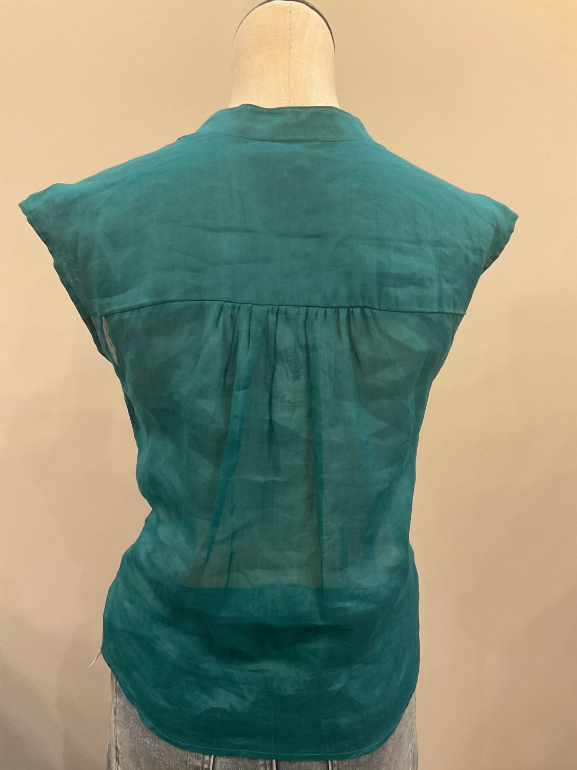 Elan - Sleeveless Top