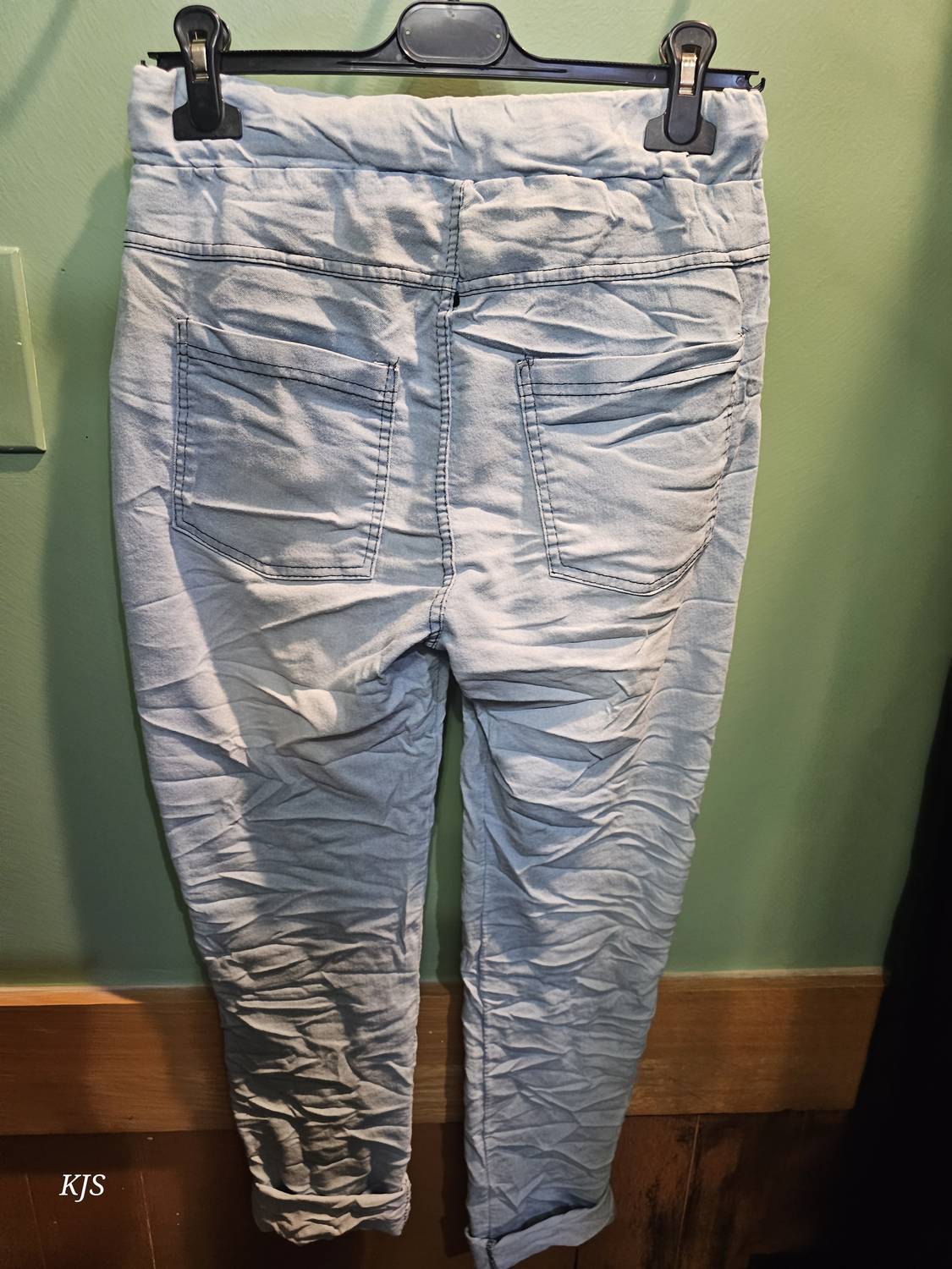 Made In Italy - Women's Embroidered Italian Crinkle Joggers