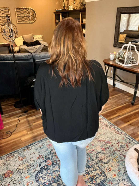 Andree By Unit - Floral Embroidered Detail Poncho