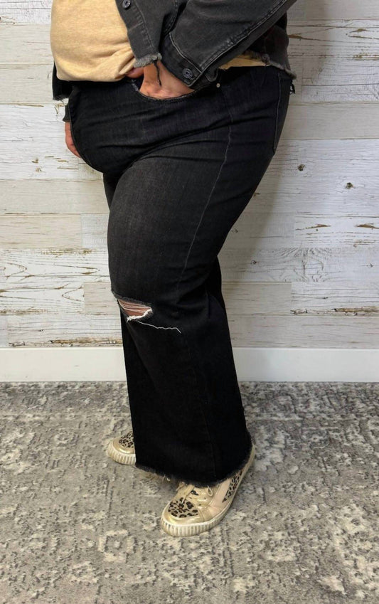 Risen - Wide Leg Frayed Curvy Jeans