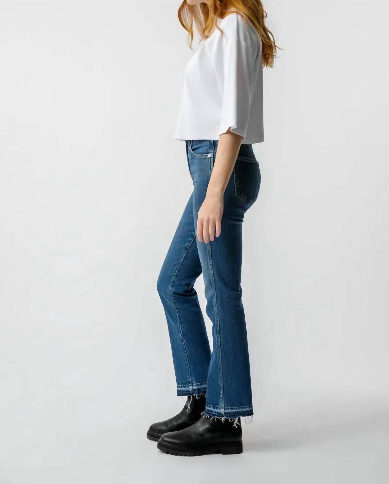 AMO Bella Crop Jeans in crush - women's jeans - detail view