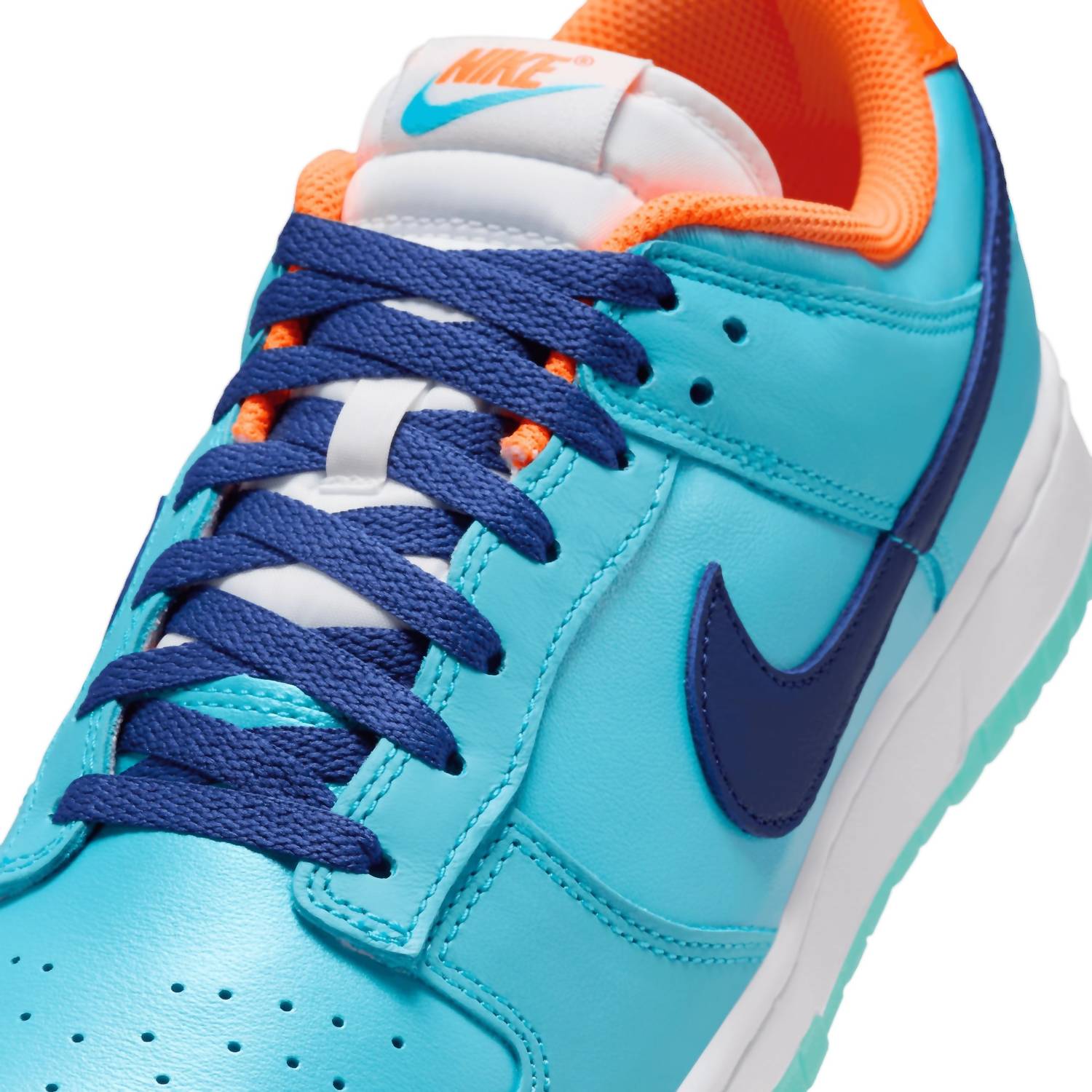Nike - Men's Dunk Low SE Splash Sneaker