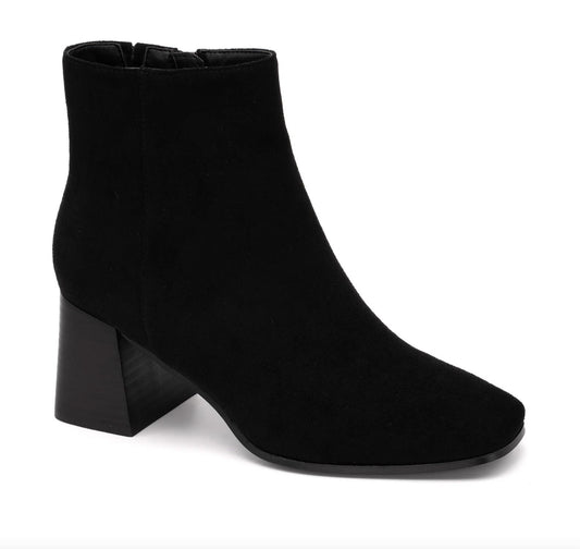 Corkys Footwear - Women's Felicia Bootie