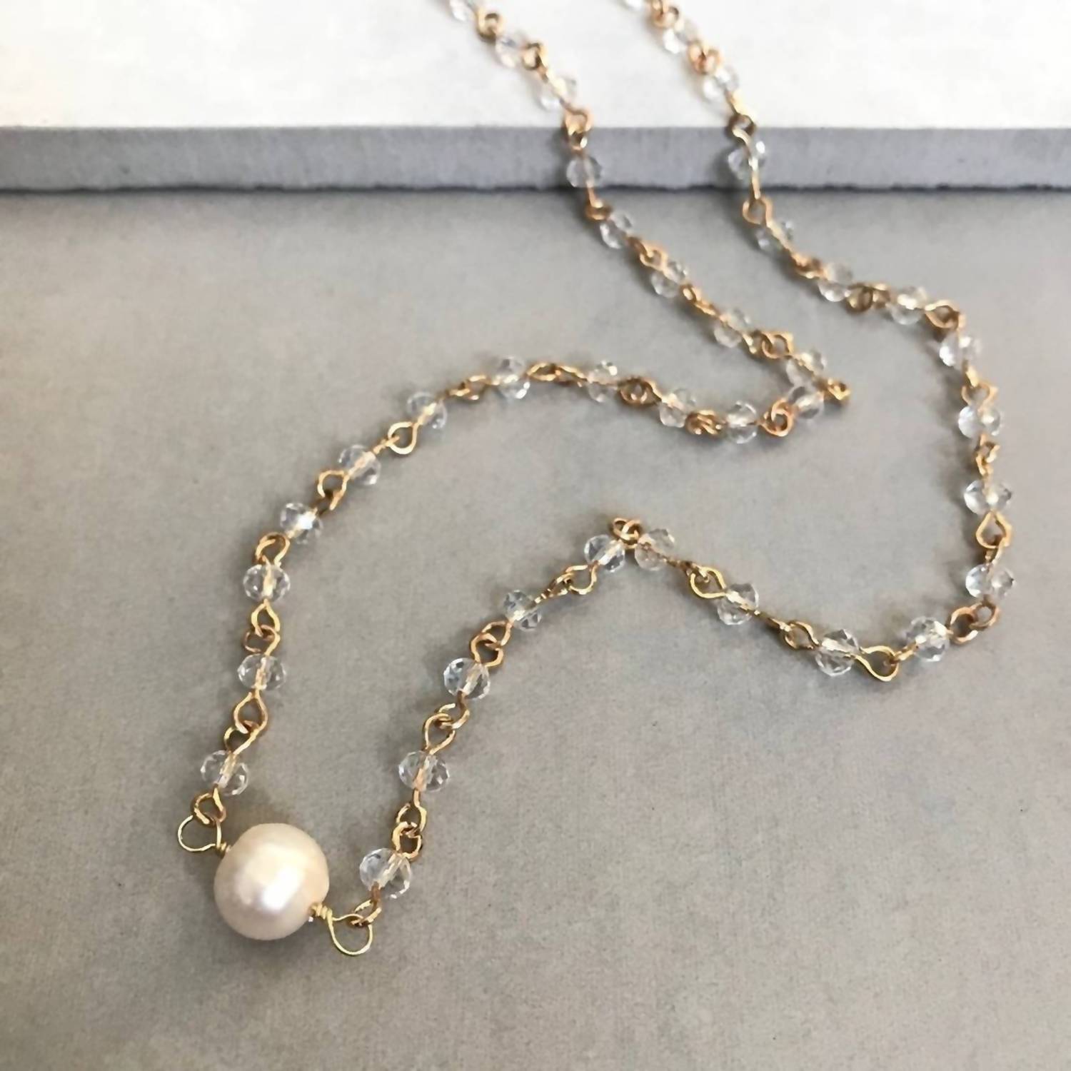 Pretty Simple Freshwater Pearl Choker Necklace in gold - women's jewelry