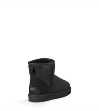 Ugg - Men's Classic Mini Bomber Boots