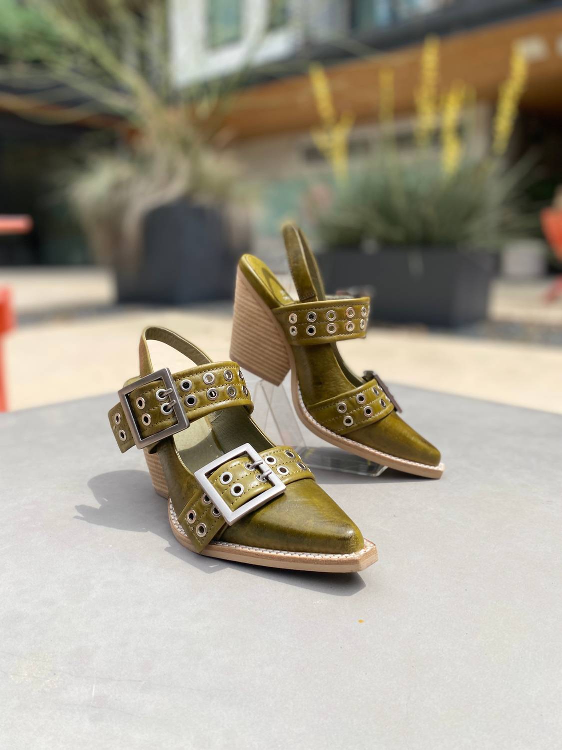 Jeffrey Campbell - Women's Carlie Slingback Pumps