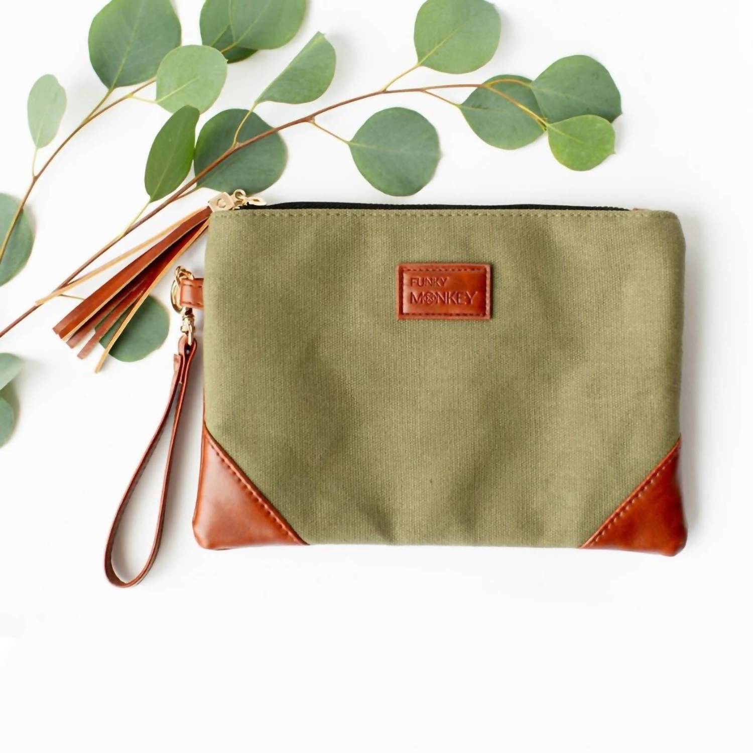 Funky Monkey - Women's Check Lined Wristlet