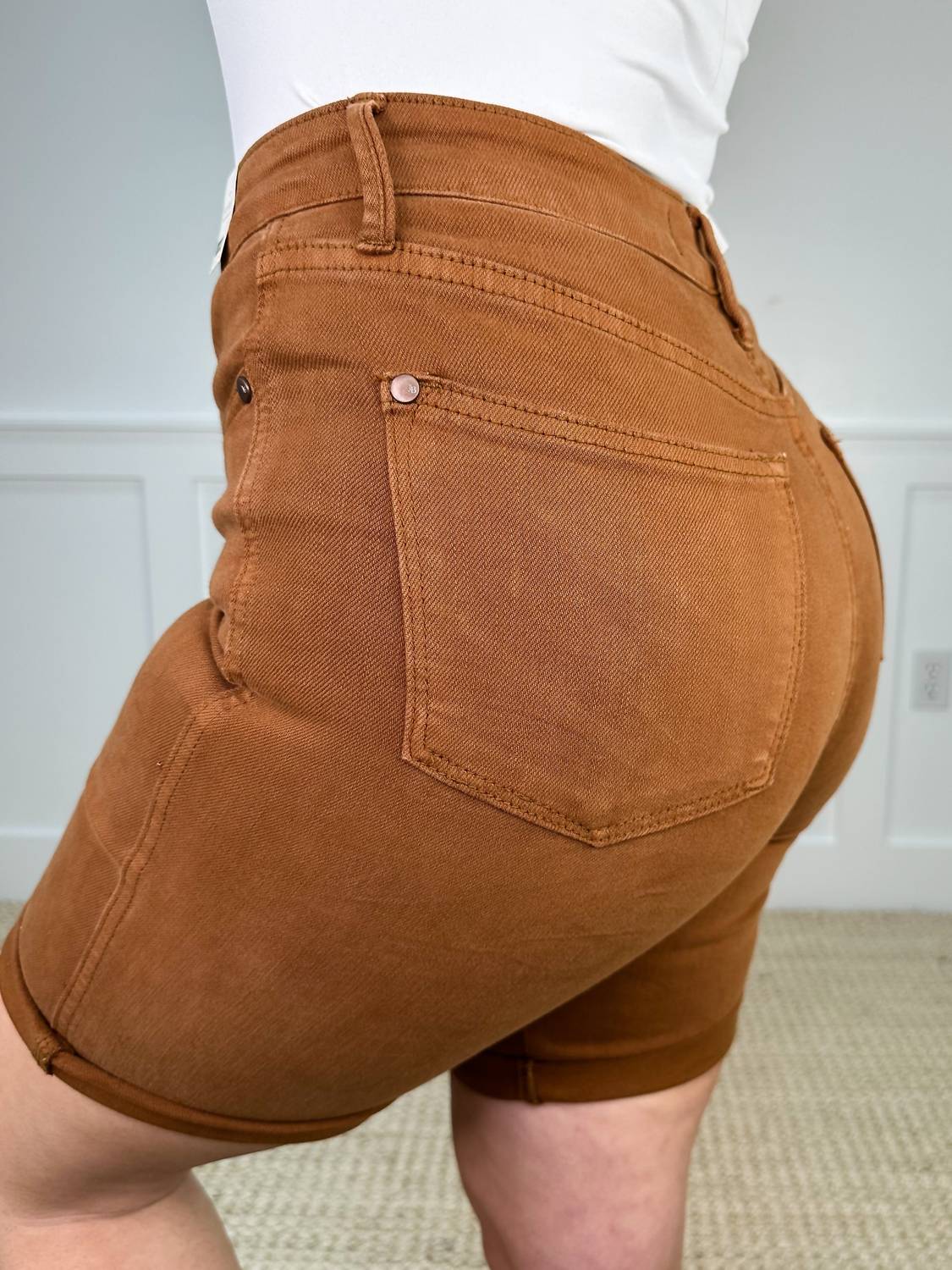 Judy Blue - Tess Tummy Control Bermuda Denim Shorts