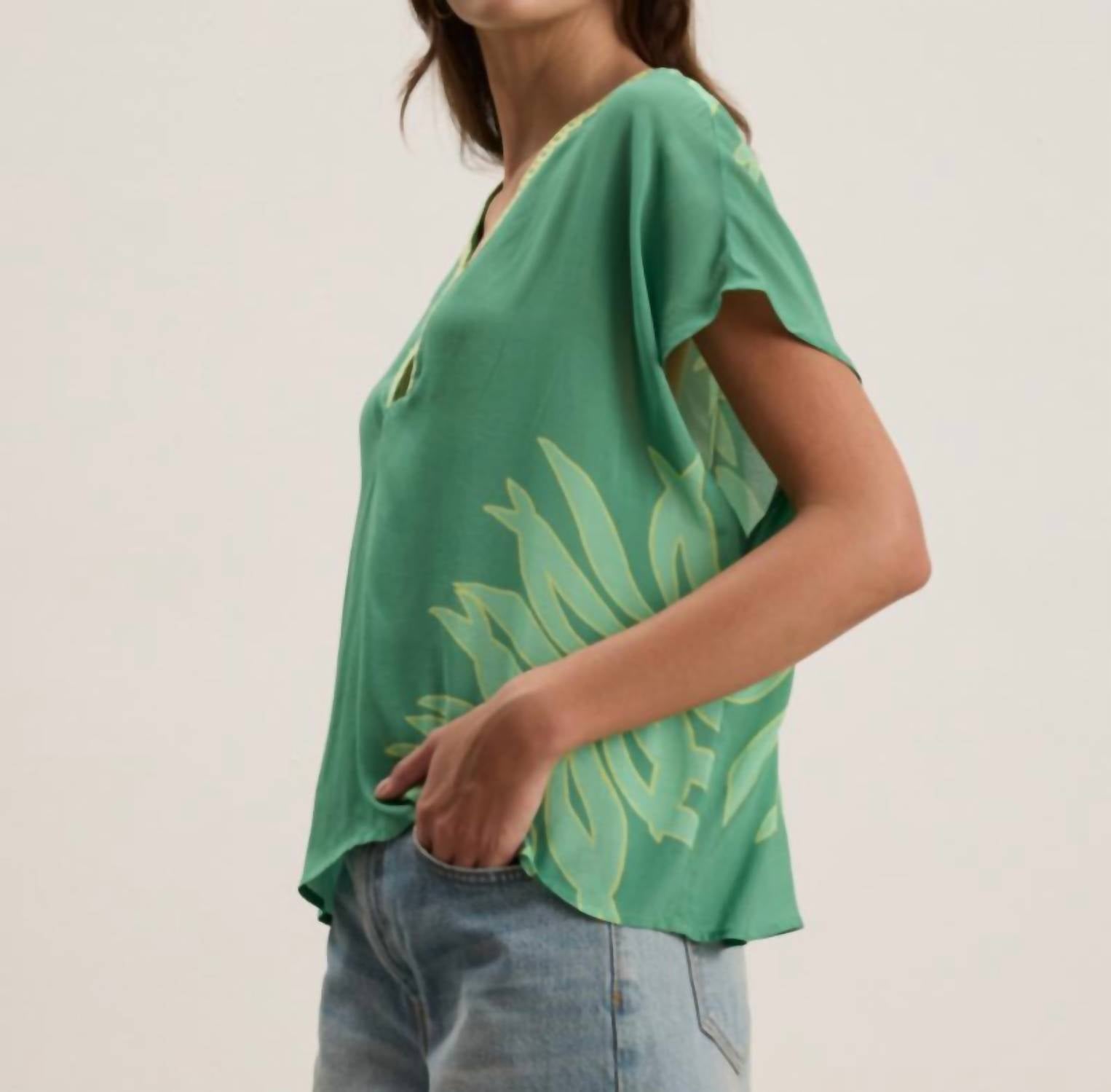 Velvet By Graham & Spencer - Naomi V-neck Blouse