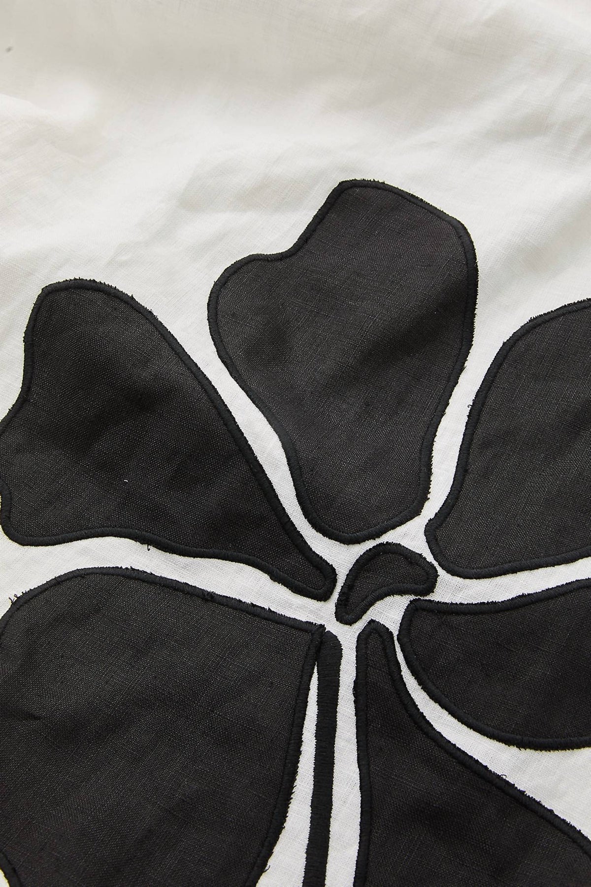 Exquise - Cannon Spaghetti Strap Linen Midi Dress