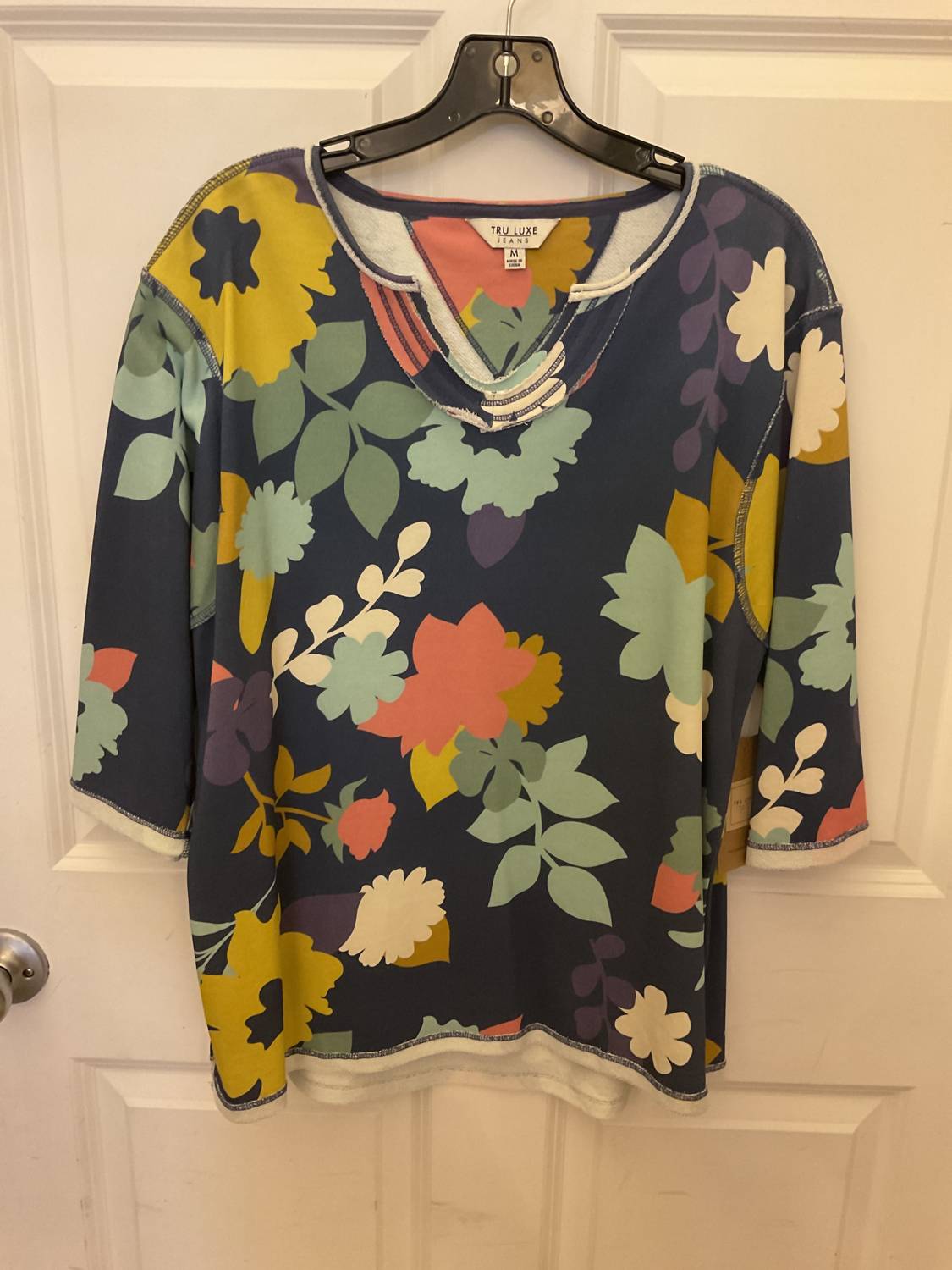 Tru Luxe - Women's Notched Neck Top