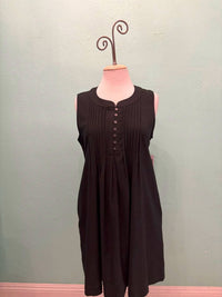 Tribal - Pleated Sleeveless Midi Dress