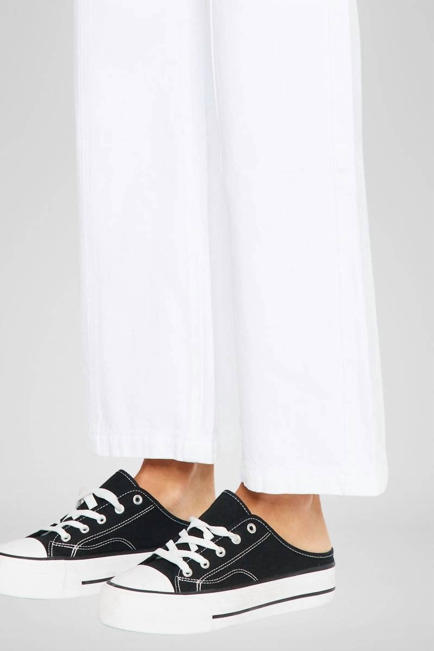 Kancan - Mara Ultra High Rise 90's Wide Leg Jeans