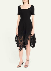 Oscar De La Renta - Carnation Guipure Lace Knit Midi-Dress