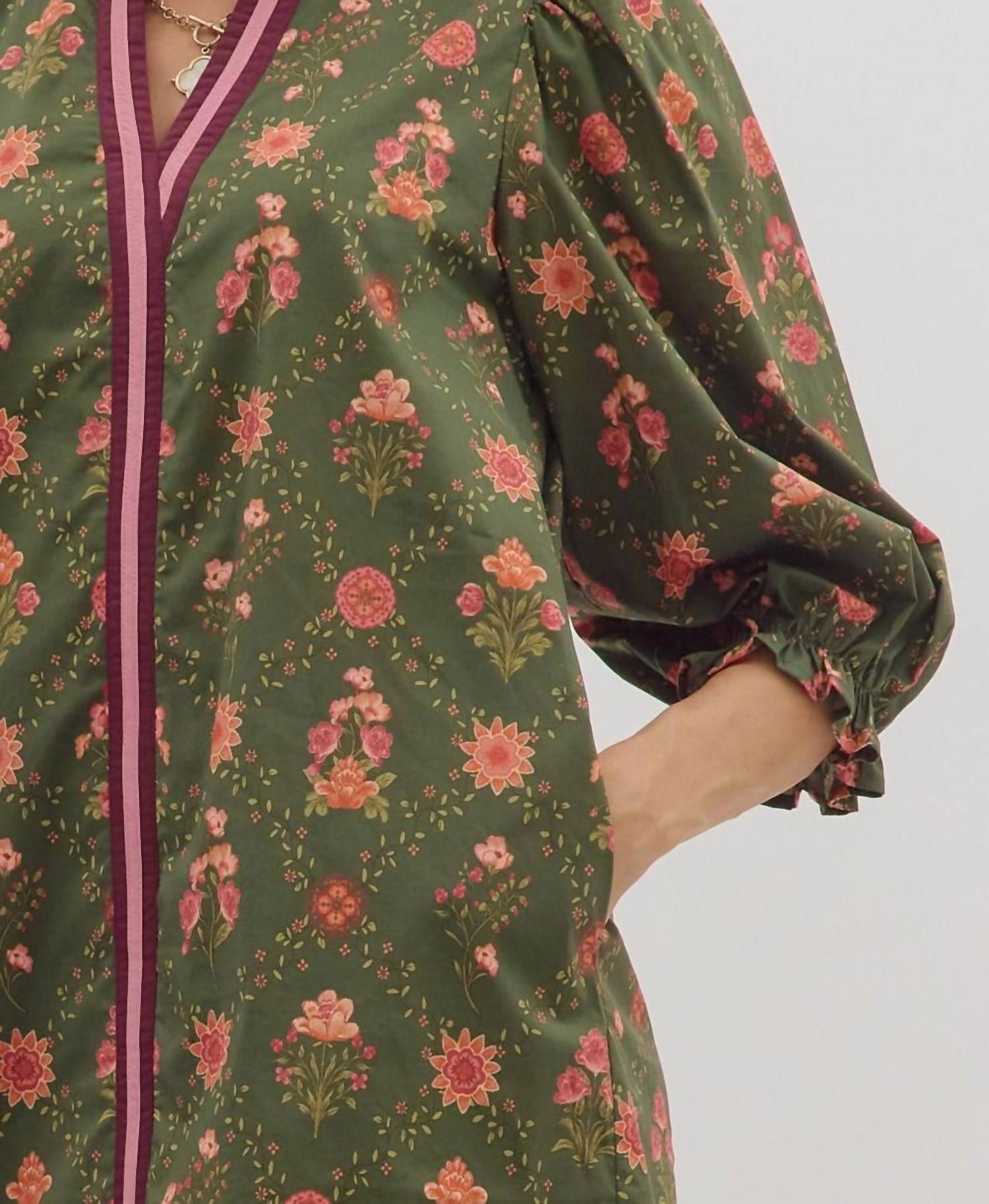 Entro - Floral Print 3/4 Sleeve Dress With Contrast Trim