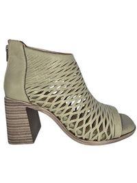 Bueno - Women's Joey Sandal