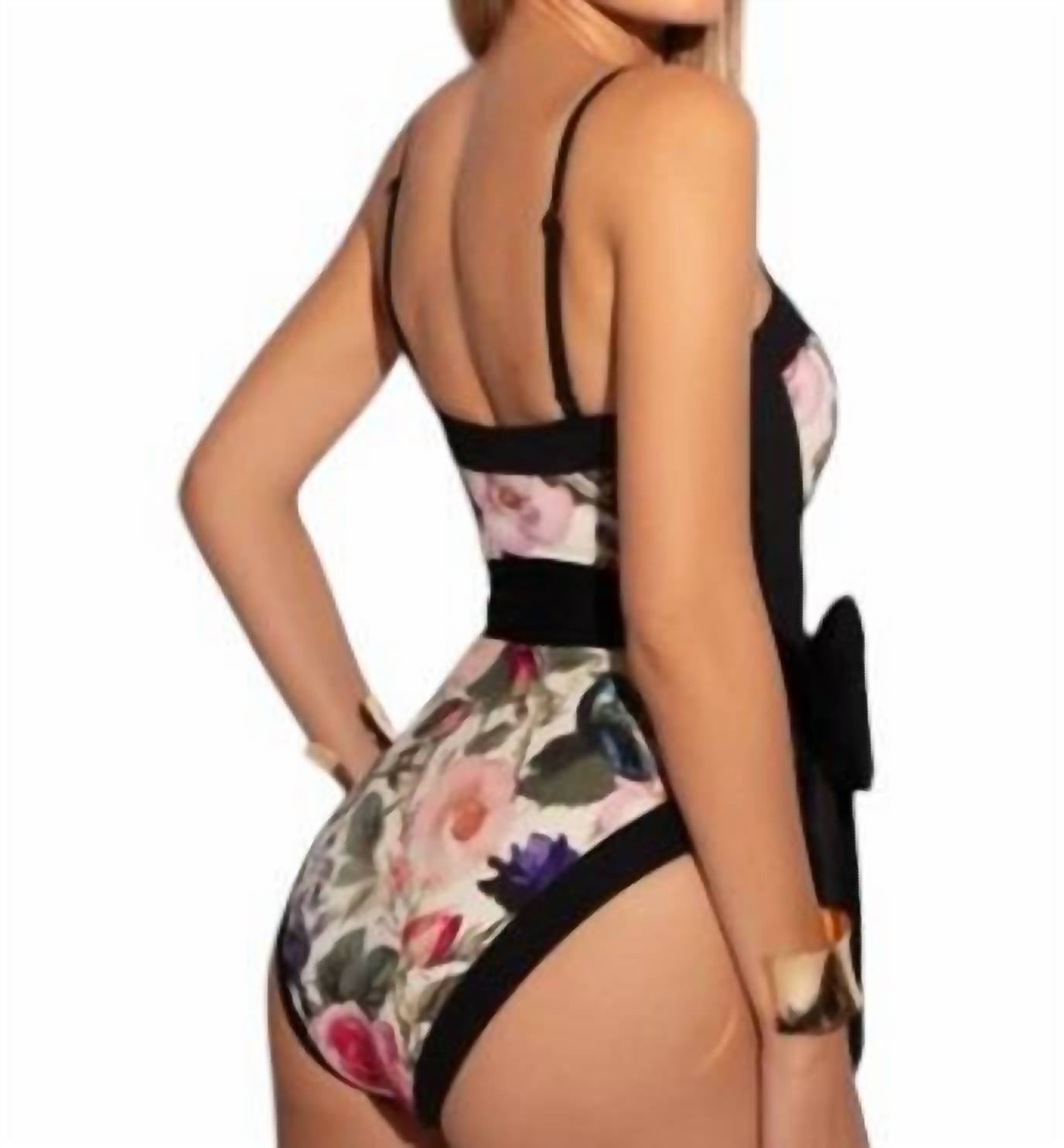 Ta3 - Sashy Slimming Swimsuit