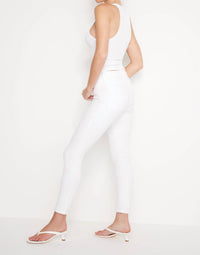 Good American - Skinny Legs Cropped Jean