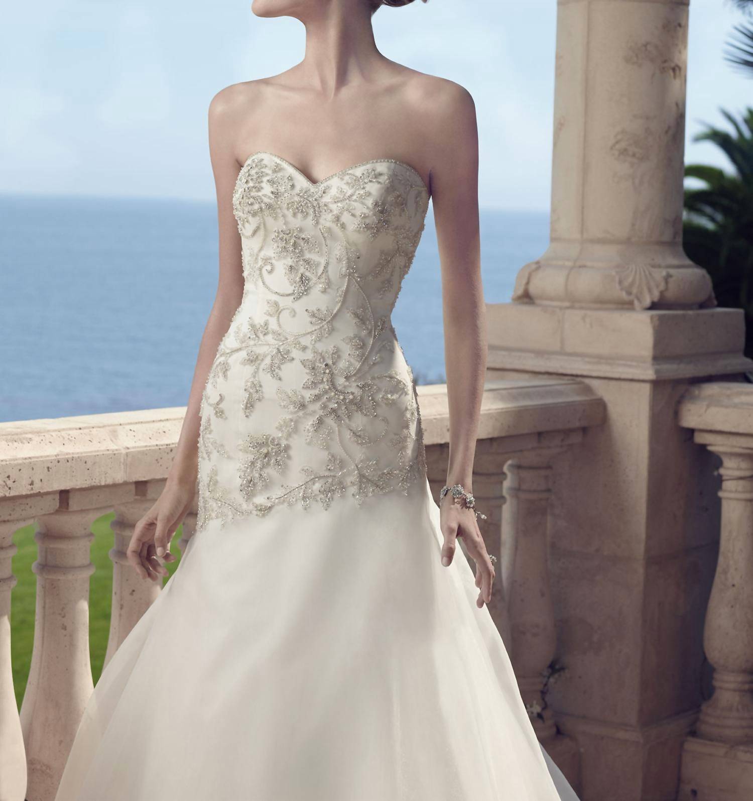 Casablanca - STRAPLESS SWEETHEART GOWN