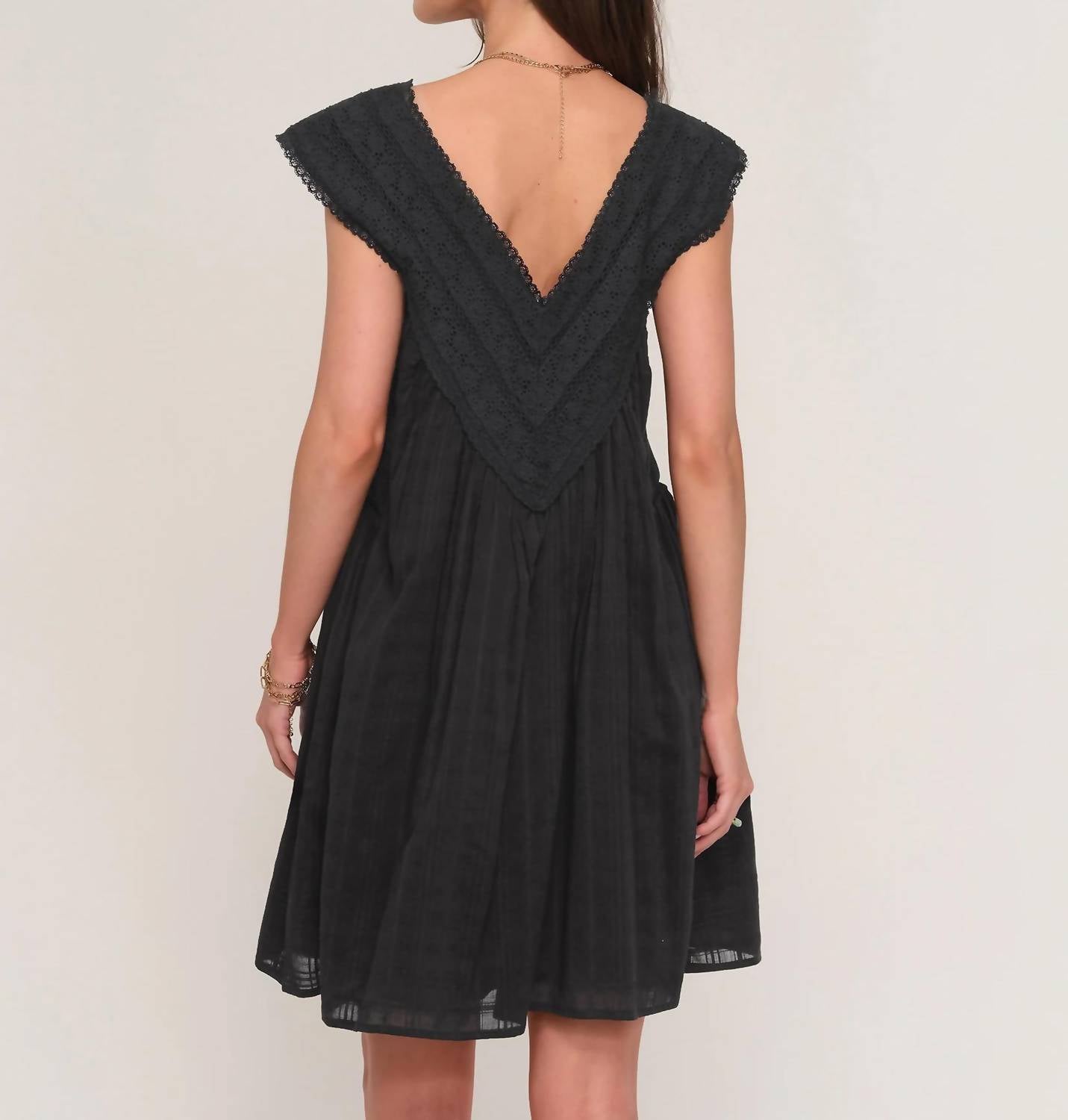 Heartloom - January V-neck Dress