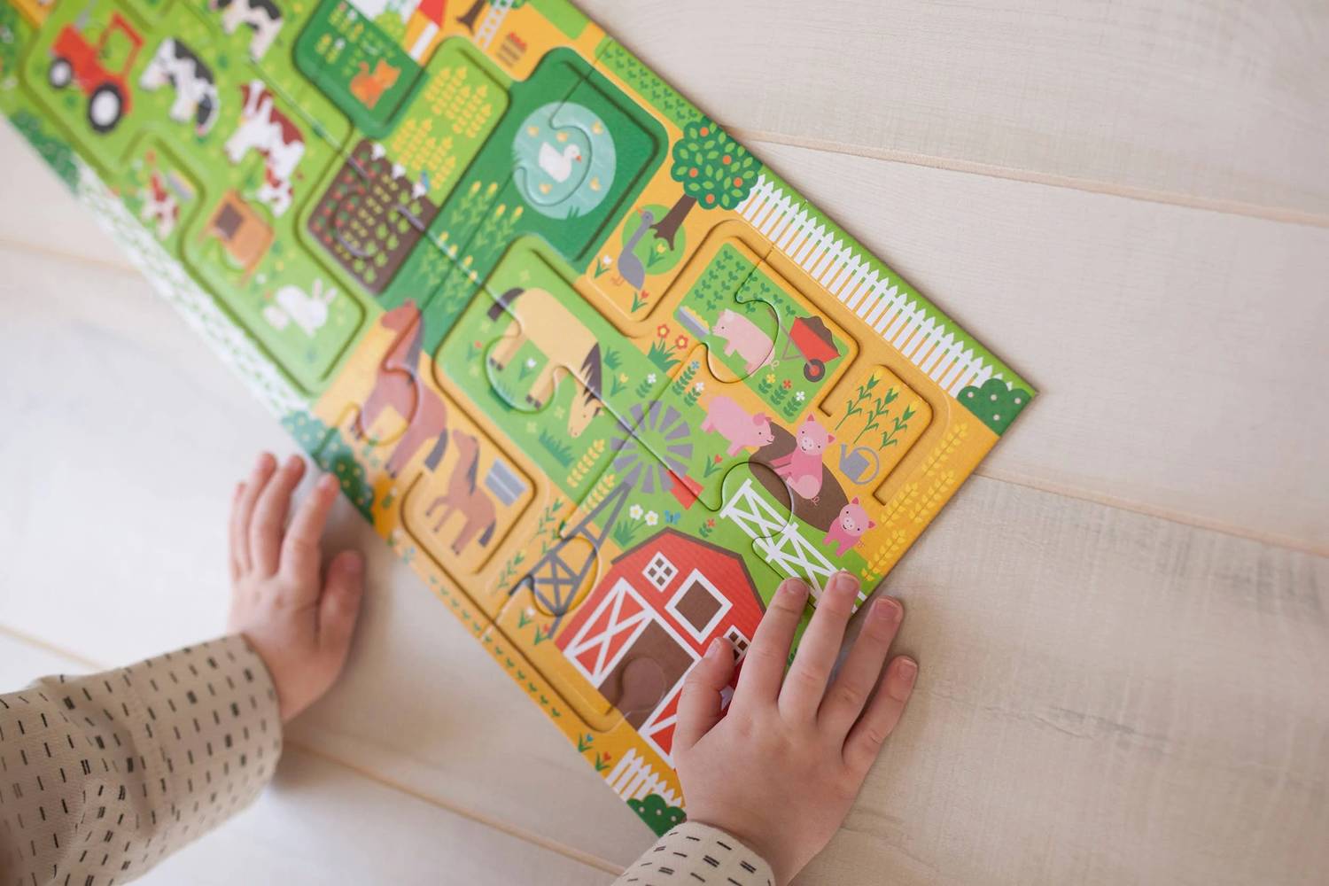 Chronicle Books - At the Farm Follow + Spot Puzzle – Interactive Learning Puzzle