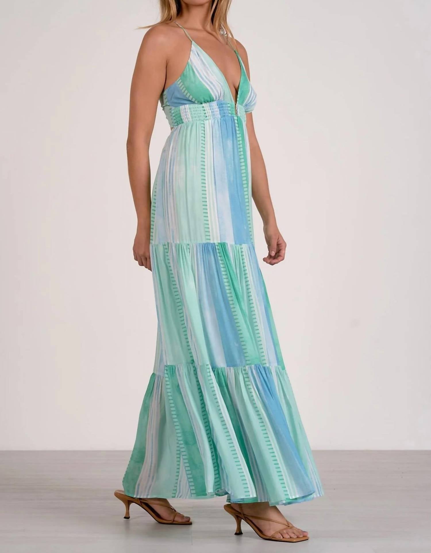 Elan - V-neck Open Back Maxi Dress