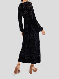 Ulla Johnson Elora Midi Dress in noir - women's dress - detail view